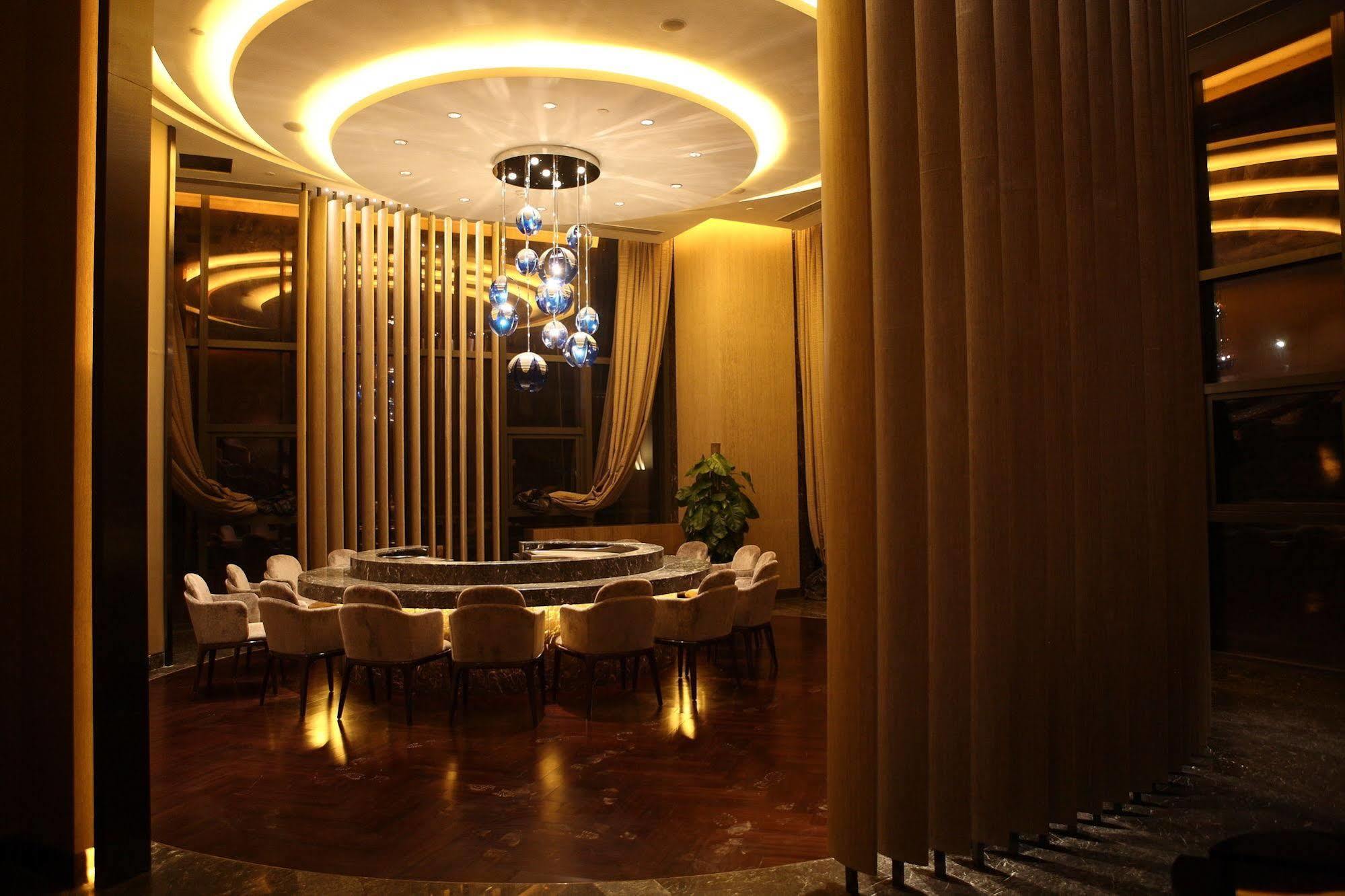 Hotel Wanda Realm Jiangmen Extérieur photo